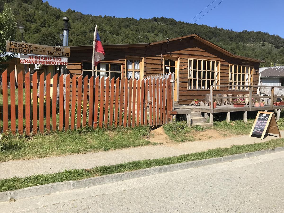 Monte Campamento Hostel Puerto Bertrand Eksteriør bilde